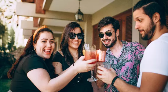 Diese Cocktails bringen den Urlaub nach Hause